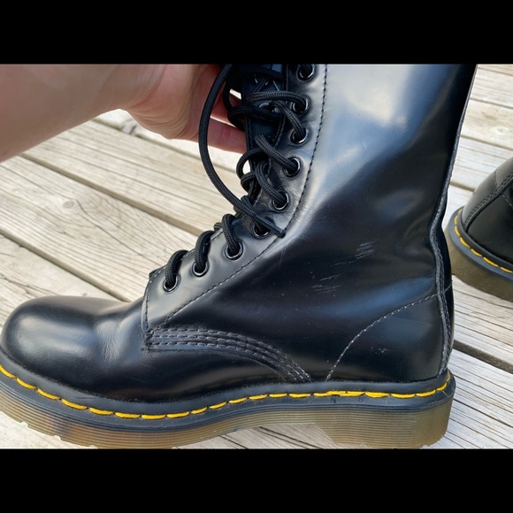 Dr. Martens combat boots 🖤🖤🖤 - Picture 6 of 6